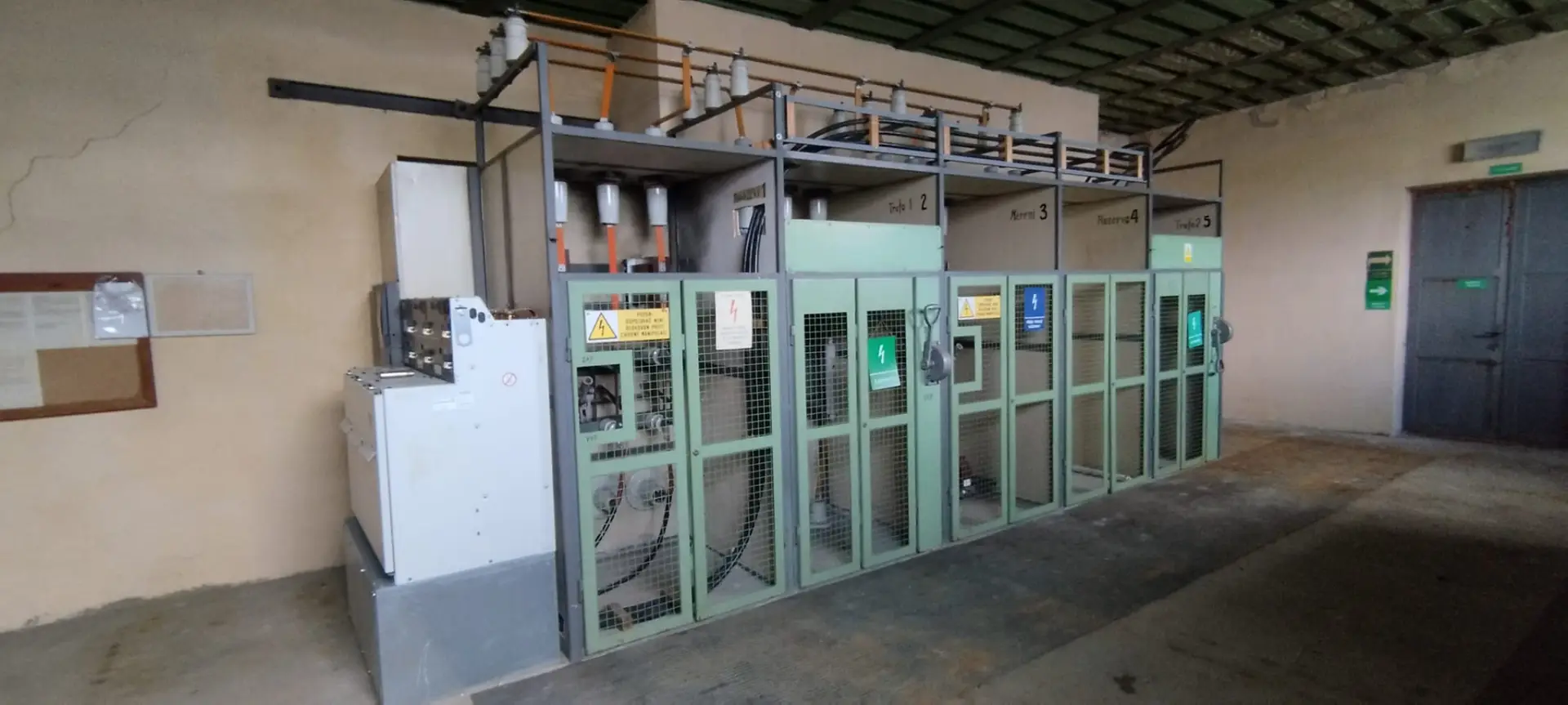 Vnitřní vysokonapěťová rozvodna a trafo kobky