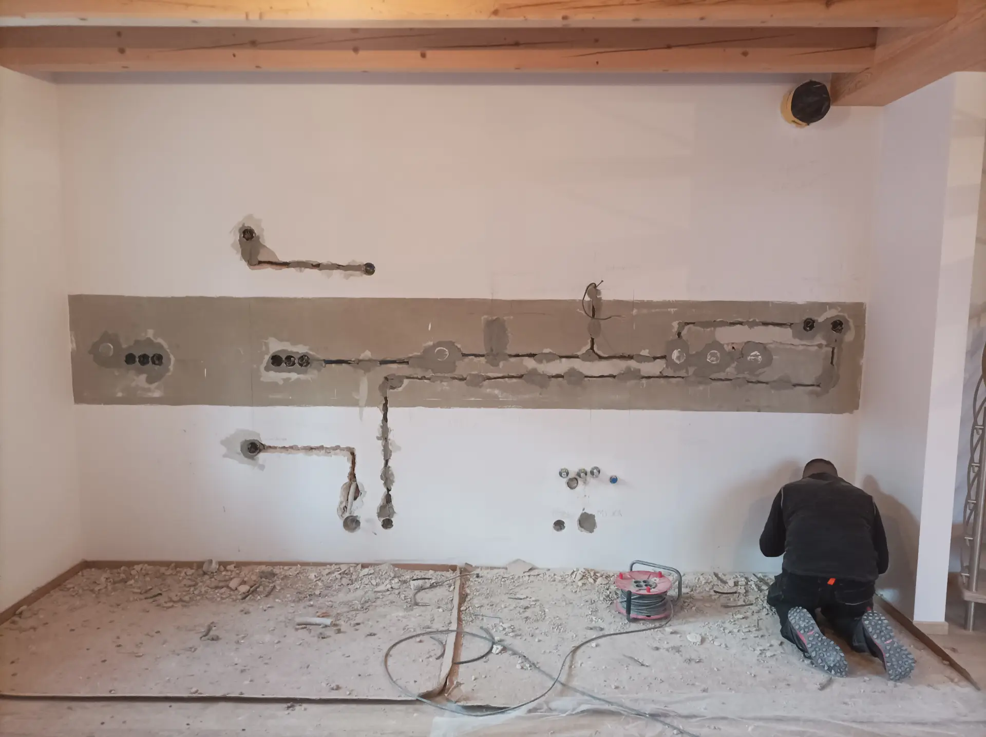 Zapojení rozvaděče, jističů a přípojnic