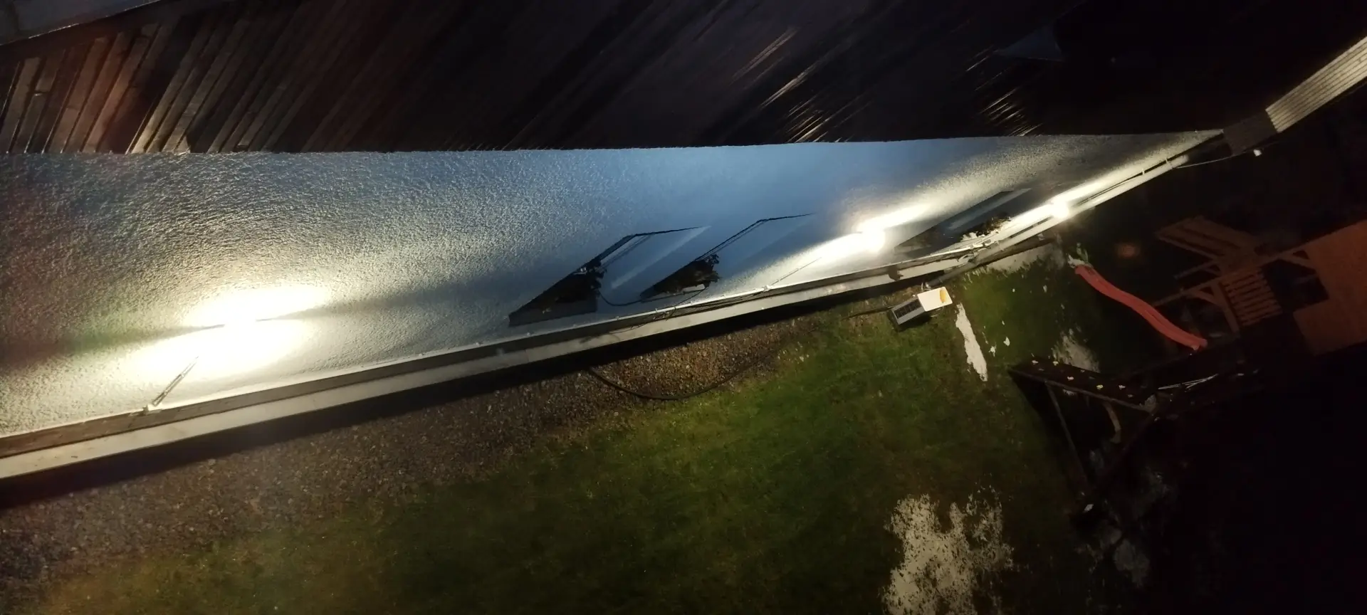 Venkovní nástěnný osvit fasády u rodinného domu