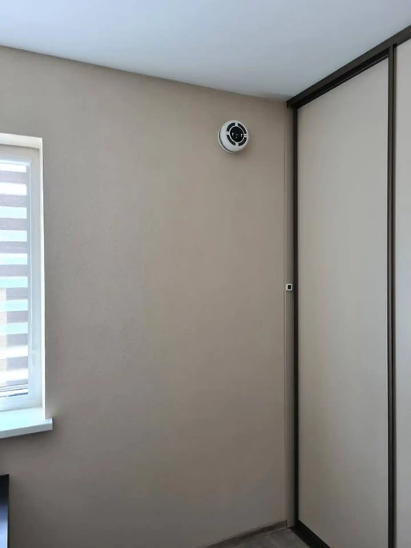 Diskrétní a tiché větrání pomocí rekuperace v ložnici