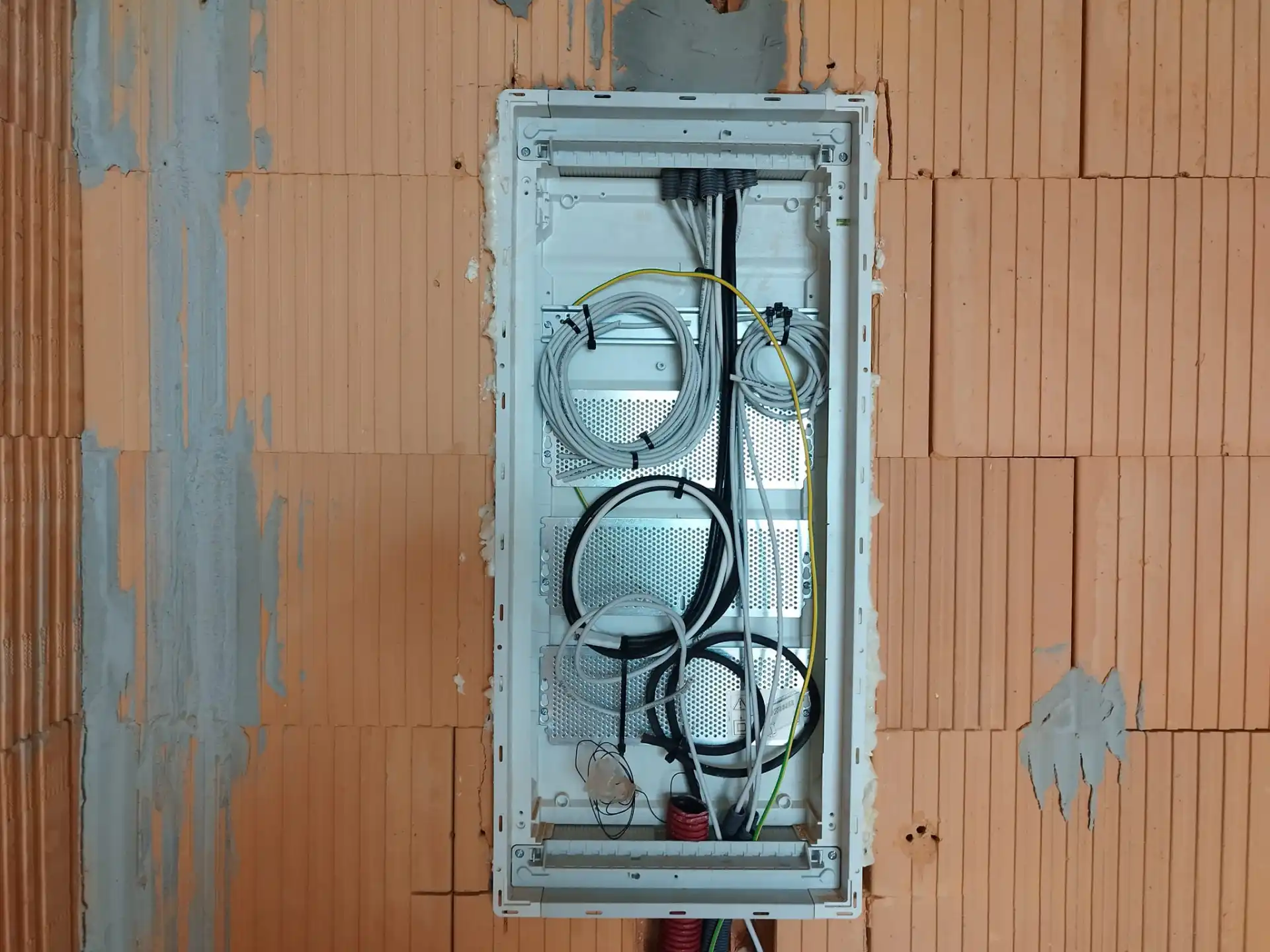 Profesionální rekonstrukce a zapojení rozvodnice