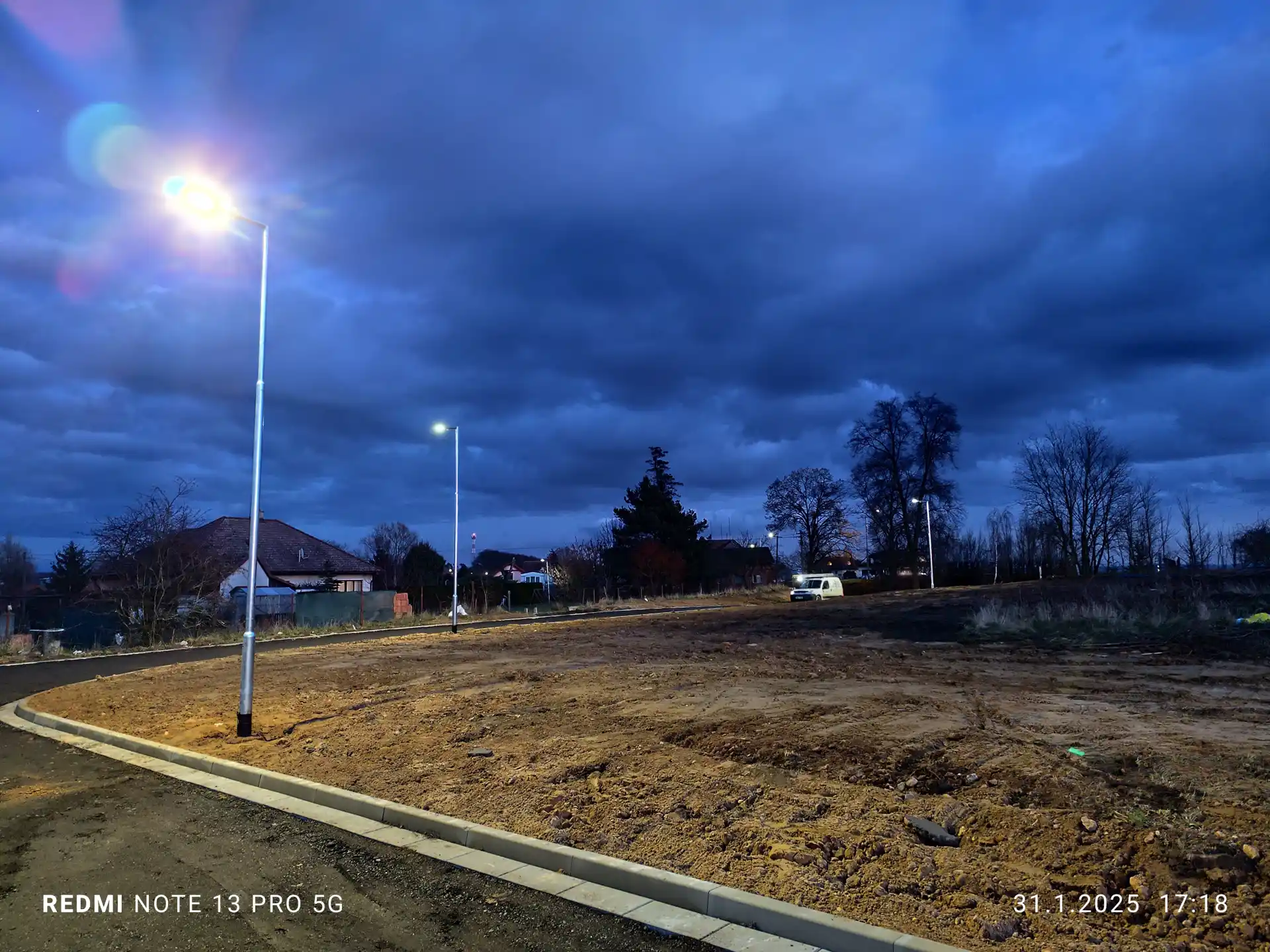 Veřejné osvětlení u nových stavebních parcel v obci Časy.
